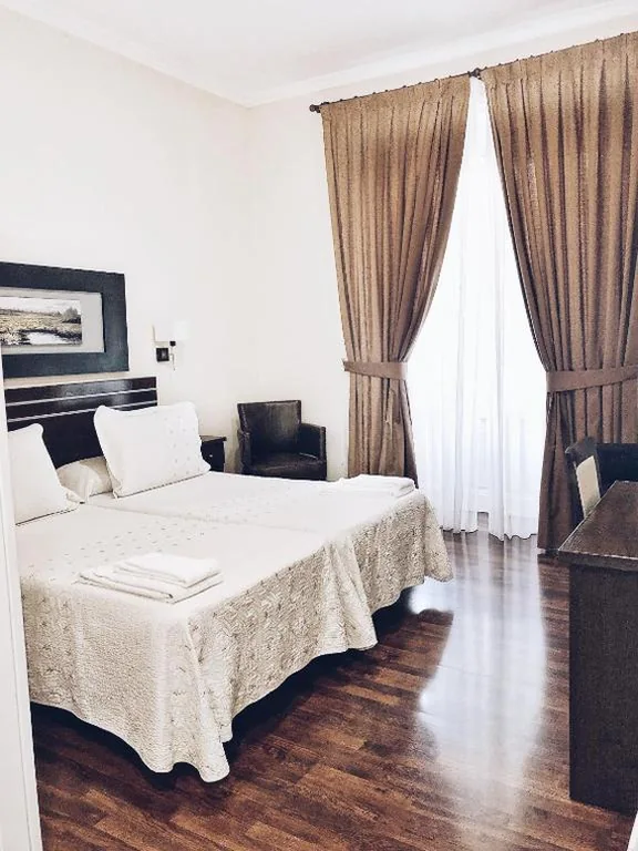 Doppelzimmer – 1 oder 2 Betten — Hostal Mayor