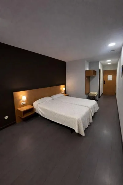 Hostal Mediterranea — foto 3