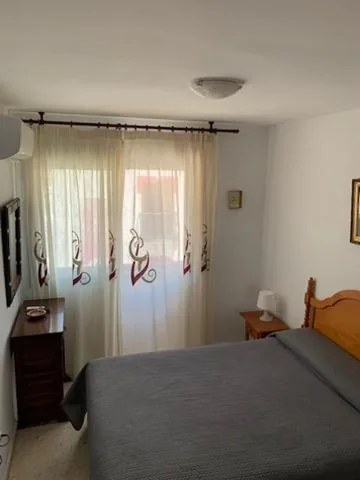 Habitación Doble - 1 o 2 camas — Hostal Mediterraneo