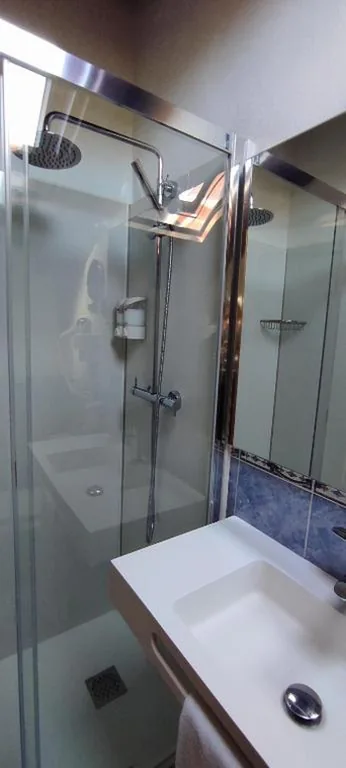 Superior-Doppelzimmer — HOSTAL MENDILATZ