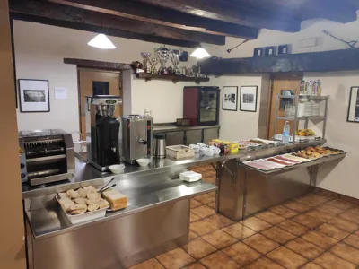 HOSTAL MENDILATZ — Foto 4