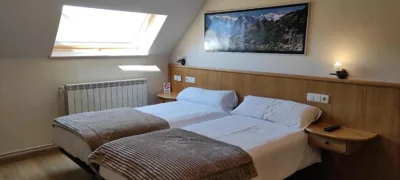 HOSTAL MENDILATZ — Foto 7