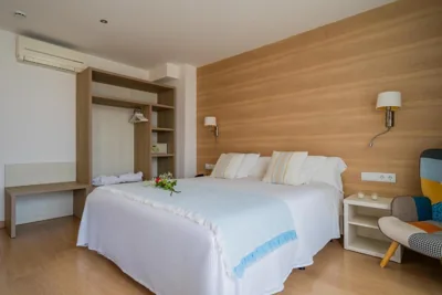 Hostal Menurka — foto 4