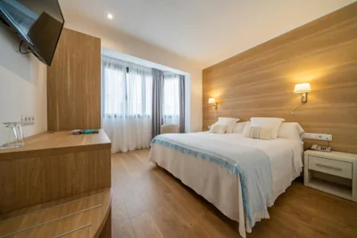 Hostal Menurka — foto 8