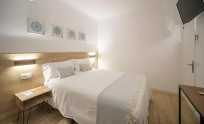Hostal Menurka — foto 12