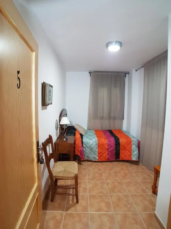 シングルルーム — Hostal Mesón La Era