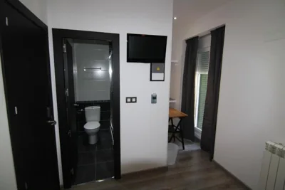 Hostal MH Fuencarral — photo 8