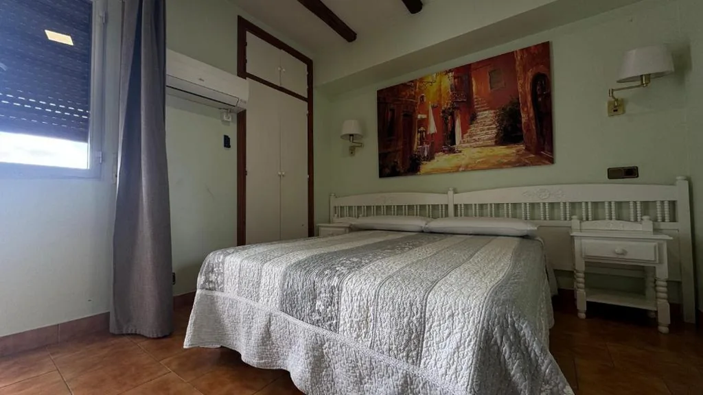 Quarto Duplo Económico — Hostal Mia