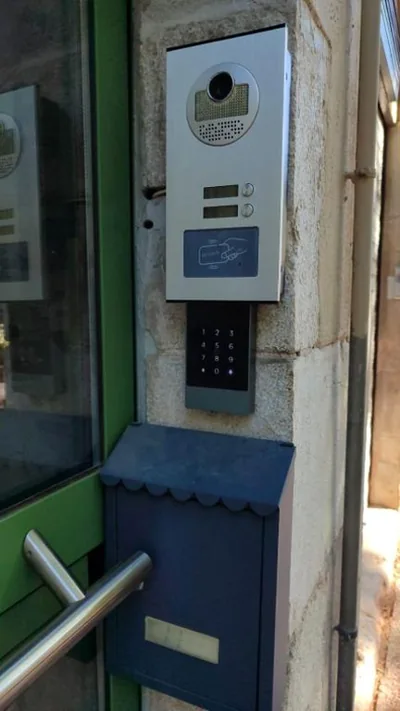 Hostal Milana Girona — 写真 10