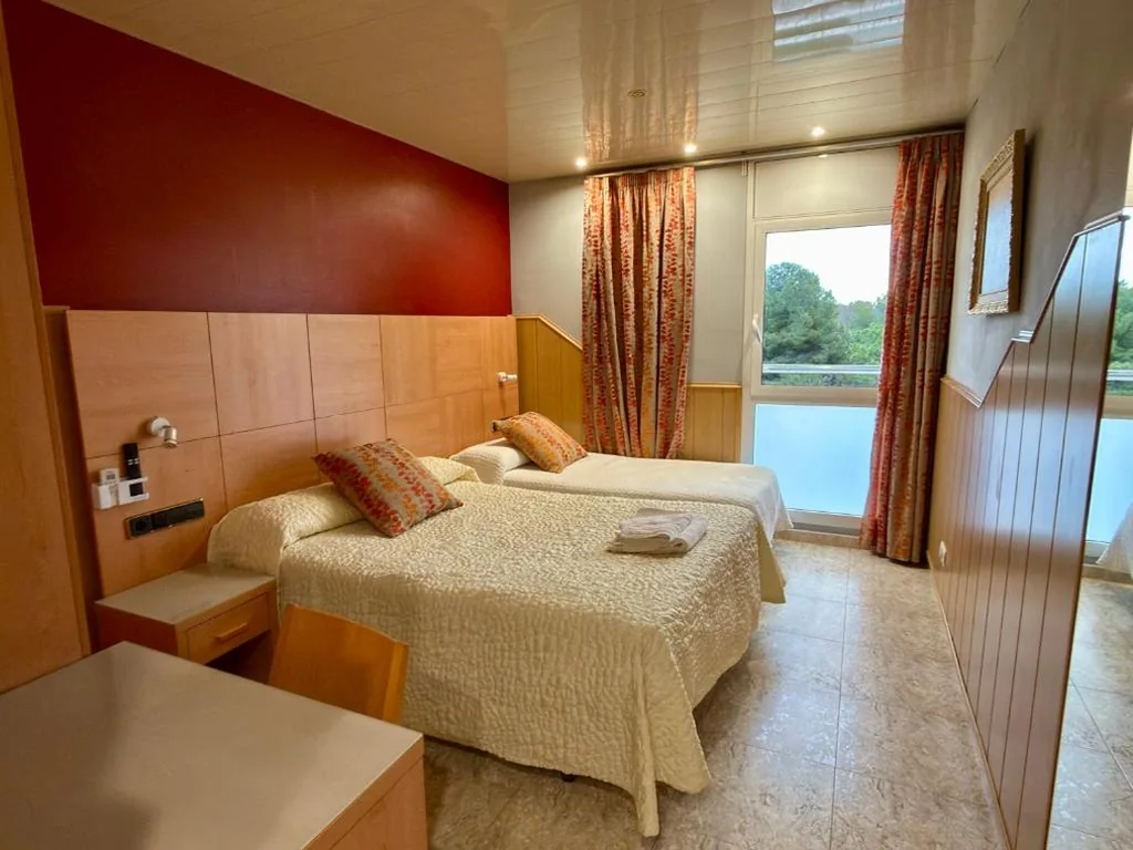 Habitación Doble — Hostal Milenium