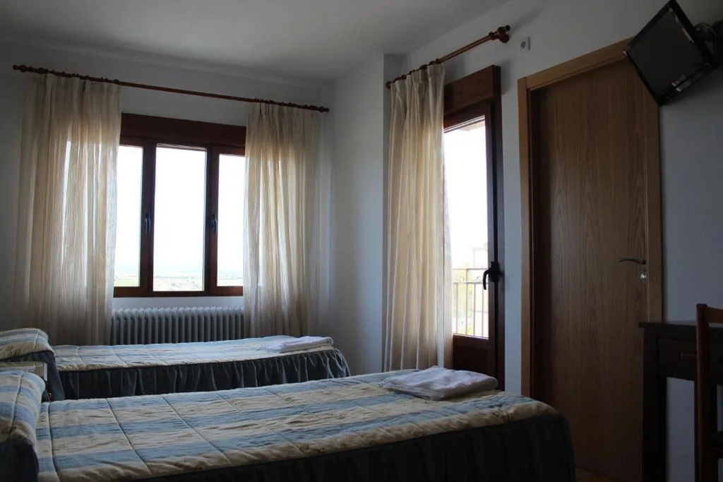Quarto Quádruplo — Hostal Mirobriga