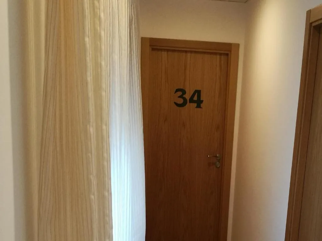 Quarto Individual — Hostal Mirobriga