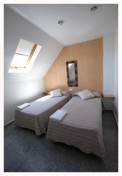 Hostal Mitre Paterna — Foto 10