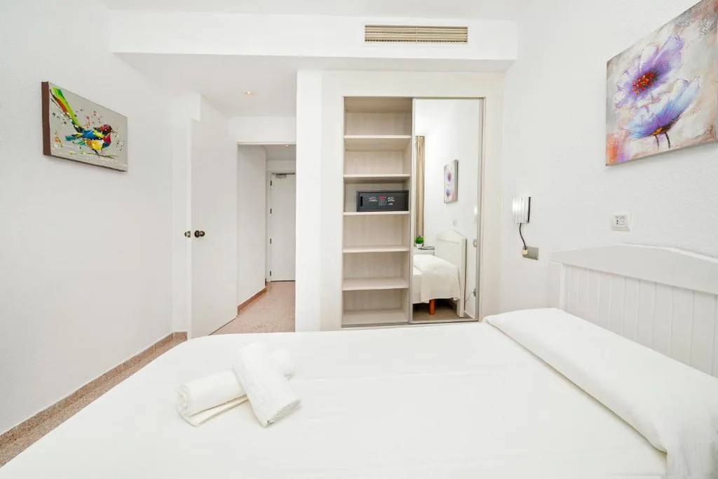 Habitación Individual — Hostal Molins Park