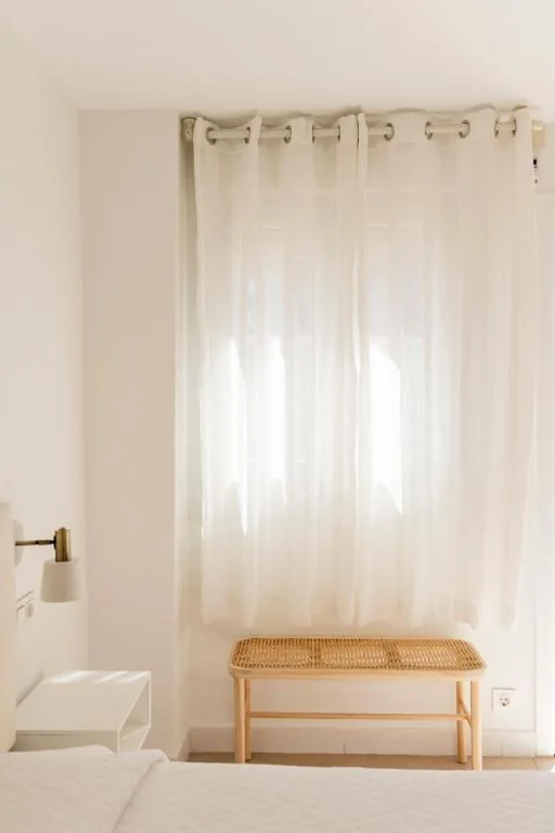 Habitación Doble Económica con baño privado - 2 camas — Hostal Montevideo Camino De Santiago & Beachfront