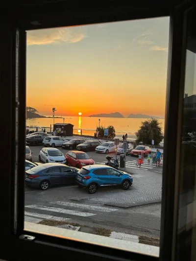 Hostal Montevideo Camino De Santiago & Beachfront — foto 4
