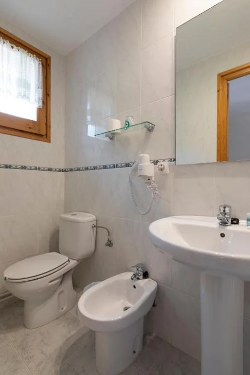 Camera Singola — Hostal Montserrat