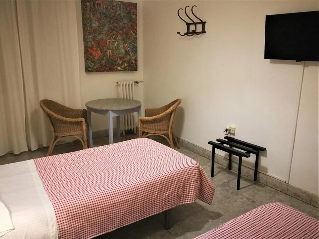 Camera quadrupla — Hostal Montsoliu