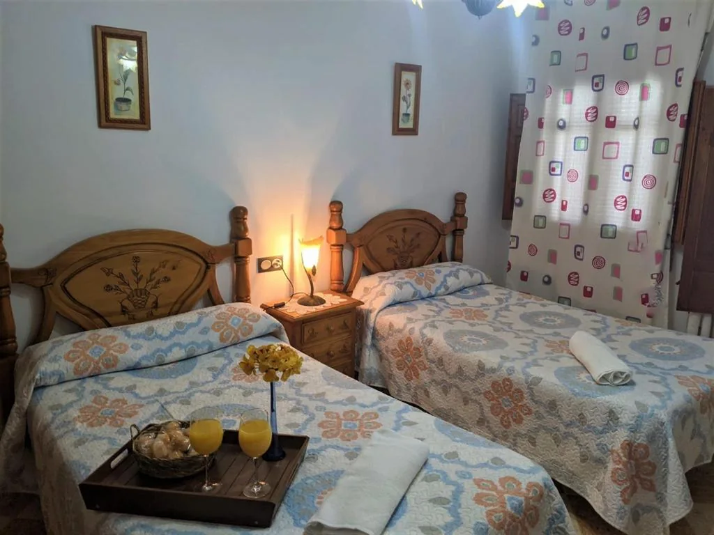 Doppelzimmer mit Balkon — Hostal Moraima