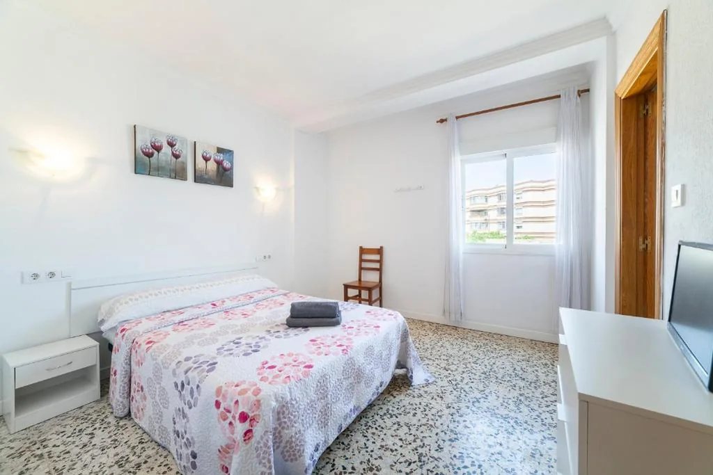 Deluxe-Doppelzimmer mit Dusche — Hostal Moya