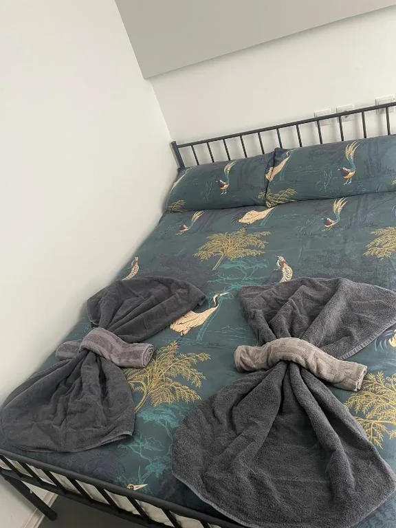Doppelzimmer mit eigenem Bad — Hostal NANA B&B