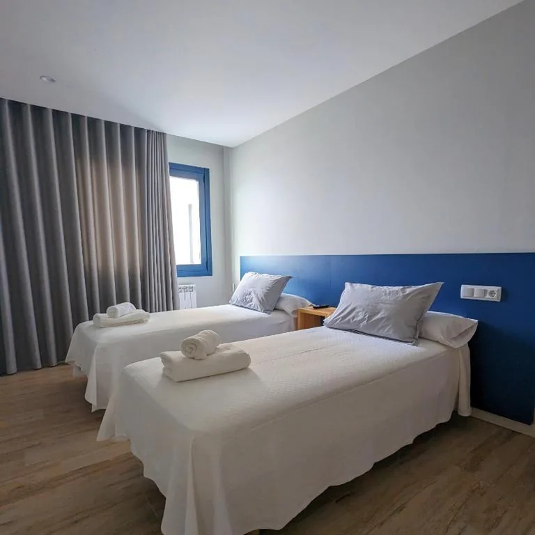 Quarto Duplo — Hostal Náutico de Razo