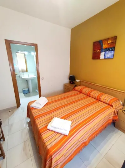 Hostal Neus — foto 11