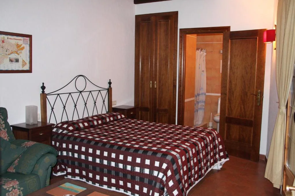 Habitación Doble Superior — Hostal Nuevo Milán I