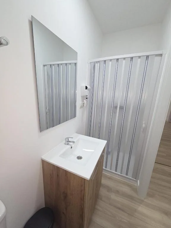 Quarto Duplo - 2 camas — Hostal NV Palacio Congresos