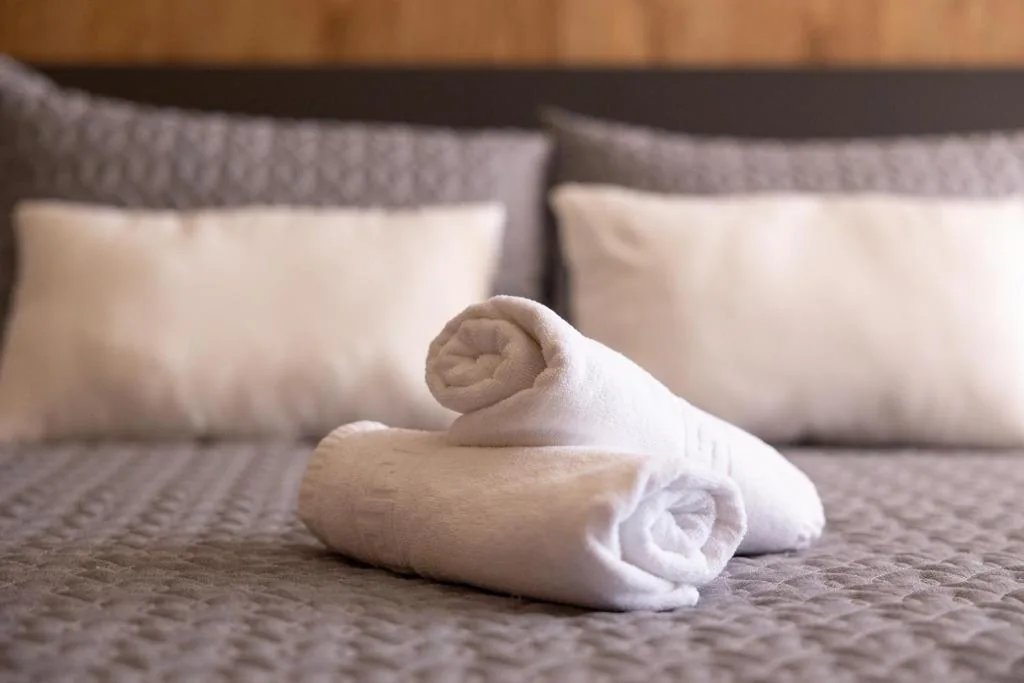 Standardzimmer – 1 großes Doppelbett — Hostal O'Cruceiro