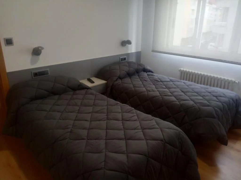 Habitación Doble — Hostal Outarelo