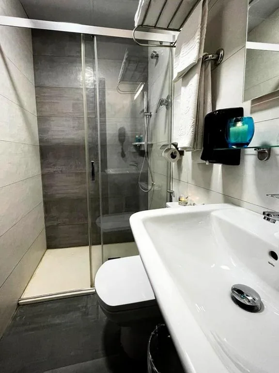 Habitación Doble - 1 o 2 camas — Hostal Paco´s