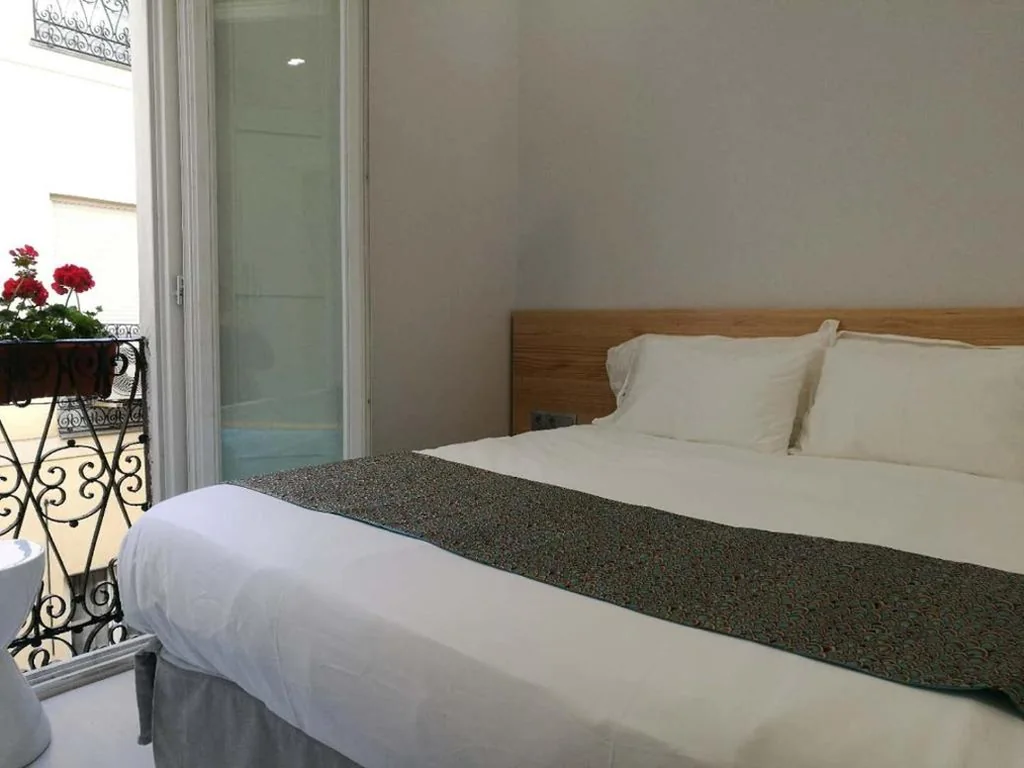 Standard-Doppelzimmer — Hostal Palacio Luna