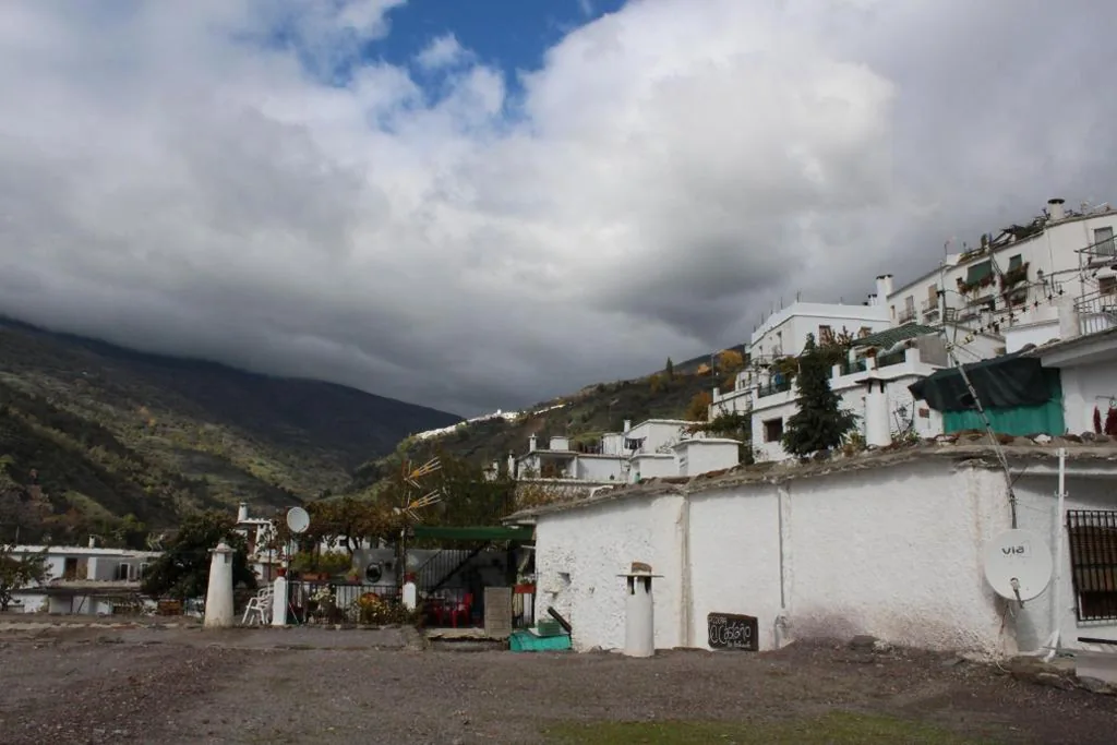 Triple Room — Hostal Pampaneira