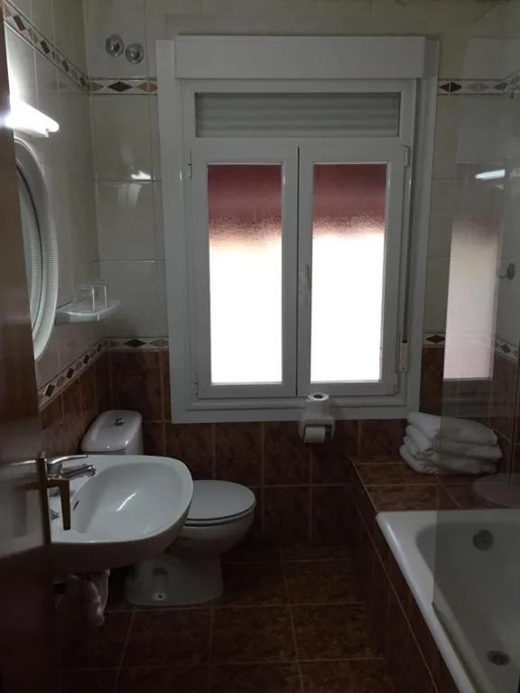 Quadruple Room — Hostal Pancorbo