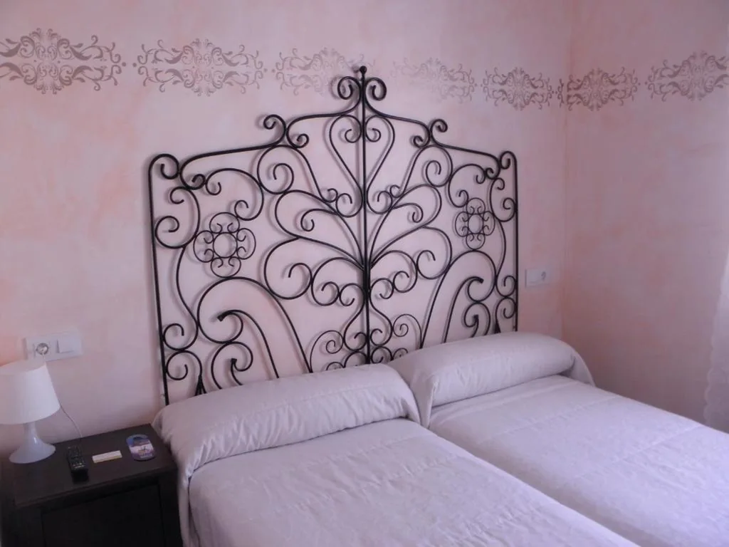 Camera Doppia - 1 o 2 letti — Hostal Paquita
