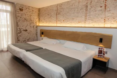 Hostal Paris — 写真 8