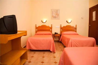 Hostal París — foto 8