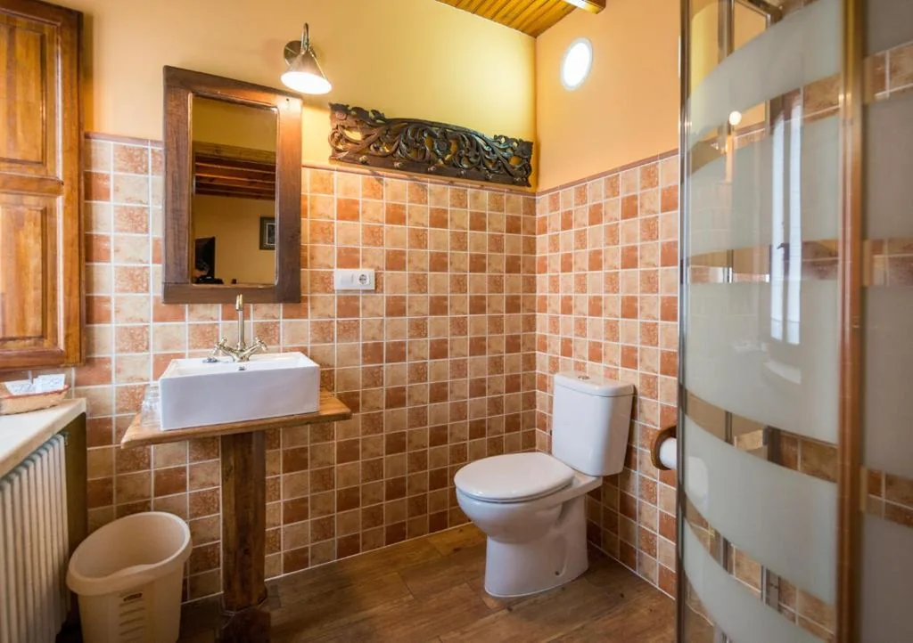 Camera tripla — Hostal Peña Santa