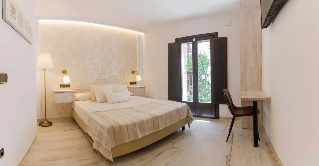 Habitación Doble — Hostal Peñiscola