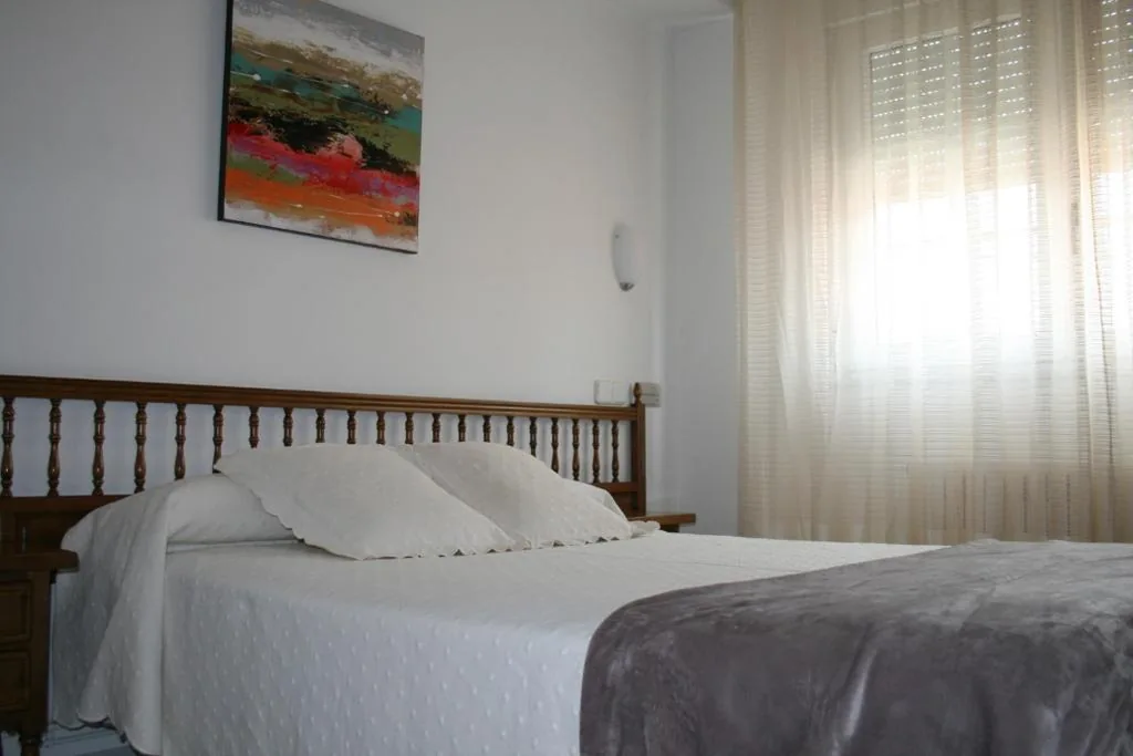 Doppelzimmer mit eigenem Bad – 1 oder 2 Betten — Hostal Pereiriña