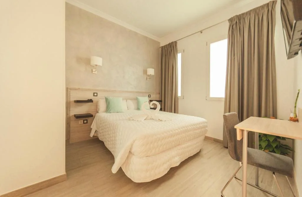 Camera doppia interna — Hostal Pio Centro