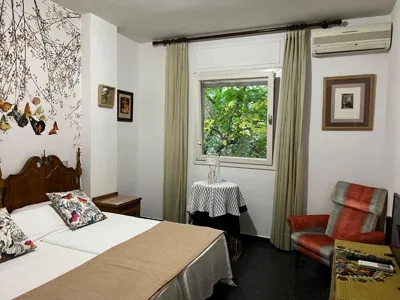 Hostal Pirineos — photo 3