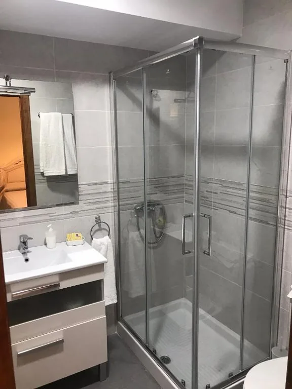 Doppelzimmer – 1 oder 2 Betten — Hostal Plaza Damasco