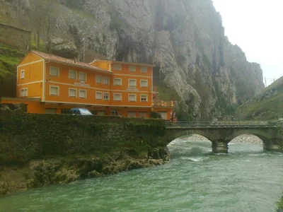 Hostal Poncebos — 照片 12
