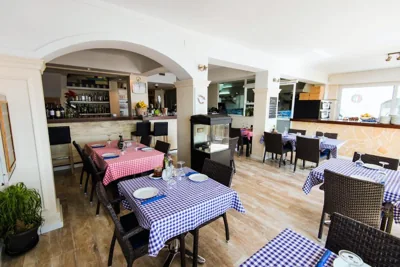 Hostal Port Corona — foto 4