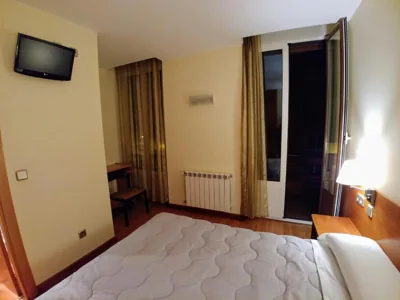 Hostal Prada Borges — foto 11
