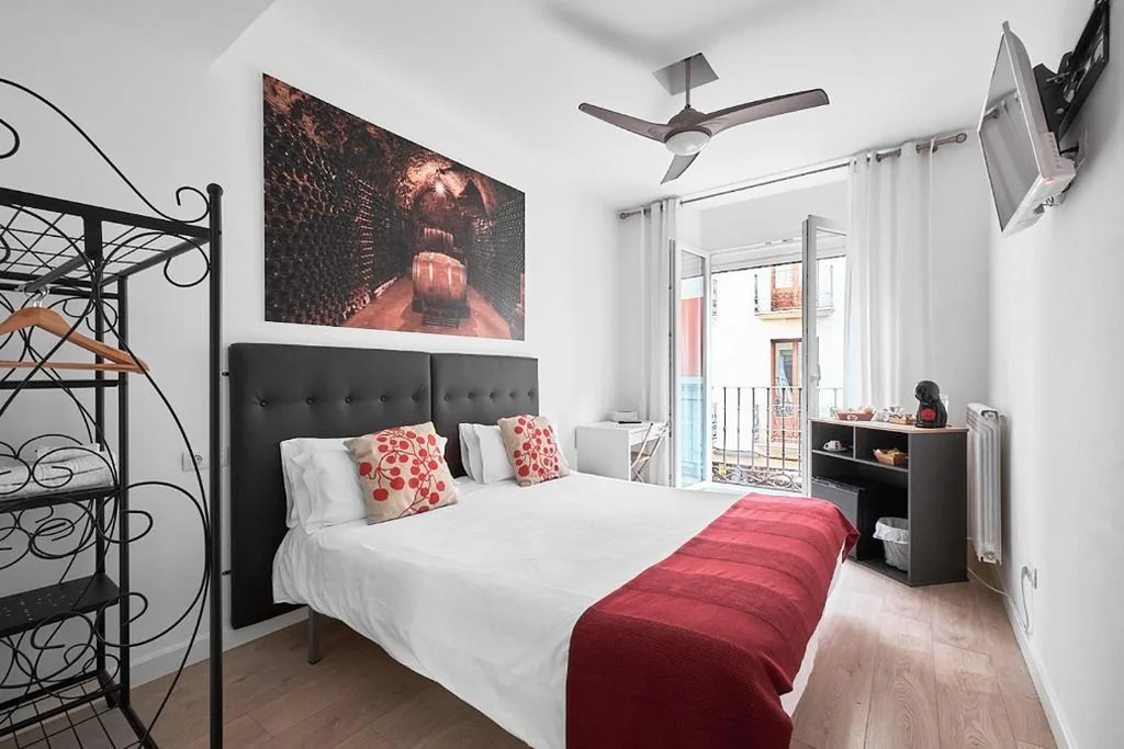 Habitación Doble Superior — Hostal Puente de Hierro