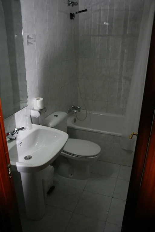シングルルーム — Hostal Puente de Piedra