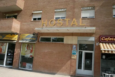 Hostal Puente de Piedra — 写真 9
